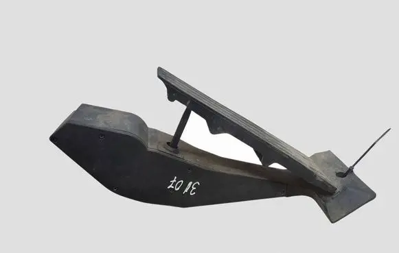 BMW 7 E65 E66 Accelerator throttle pedal 6772645 25916010