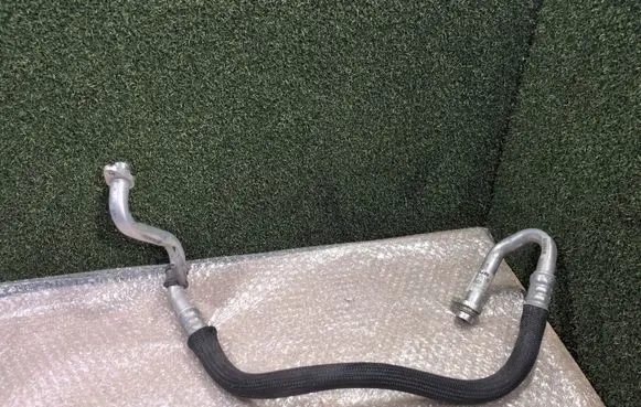 Renault Trafic III (X82) Air conditioning (A/C) pipe/hose 924549753R