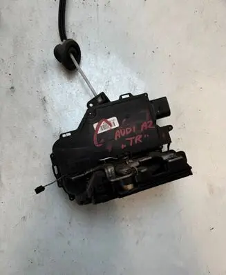 Audi A2 Rear door lock 2313