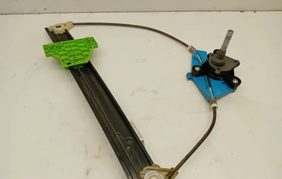 Audi A4 S4 B6 8E 8H Rear door manual window regulator 8E0839462A 8441046410