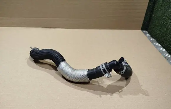 Renault Arkana Engine coolant pipe/hose 140554919R