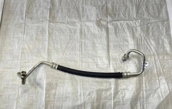 Renault Koleos II Air conditioning (A/C) pipe/hose 924903015R