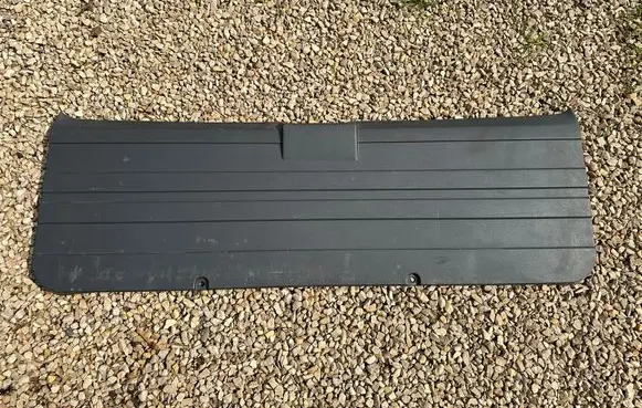 Nissan Terrano Other trunk/boot trim element 9090042G01