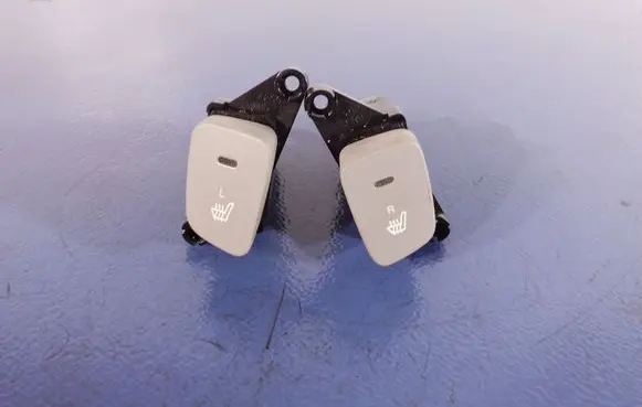 KIA Rondo Seat heating switch