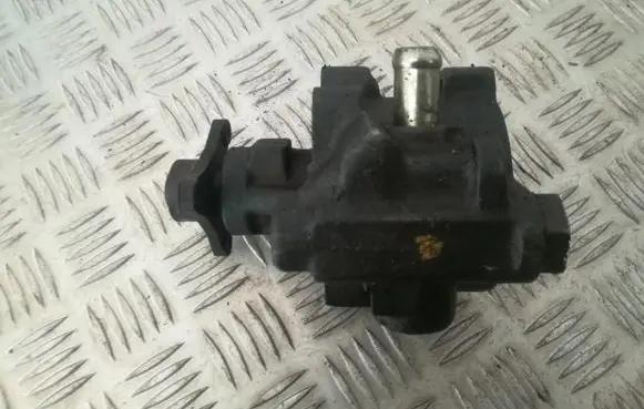Renault Megane I Power steering pump 7846075