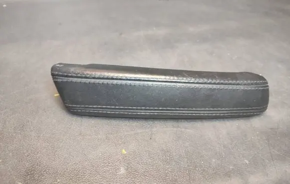 Audi Q7 4L Other interior part P0110564