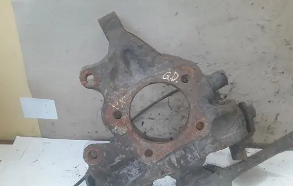 Lexus RX 300 Rear wheel hub spindle/knuckle NOCODE
