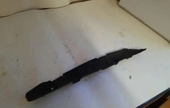 Audi A3 S3 8V Fender end trim 8V5821111