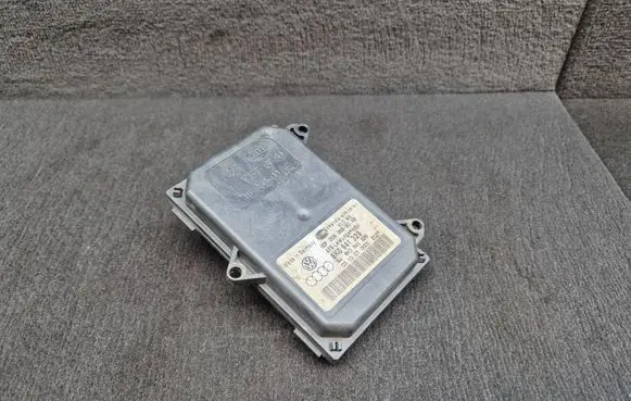 Audi A4 S4 B8 8K Headlight ballast module Xenon 8K0941329