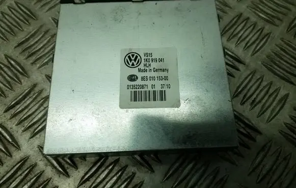 Seat Leon (1P) Power management control unit 1K0919041