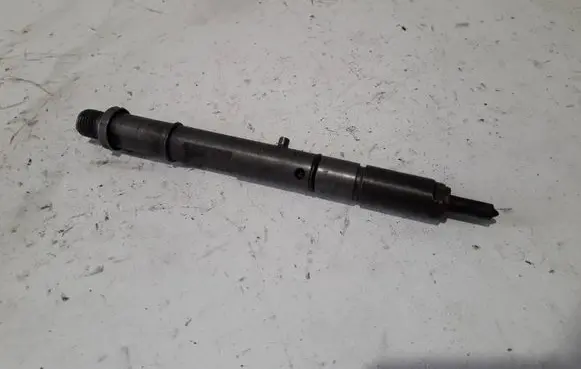 Audi A6 S6 C5 4B Fuel injector 059130201F