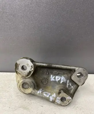 Citroen Berlingo Gearbox mounting bracket 