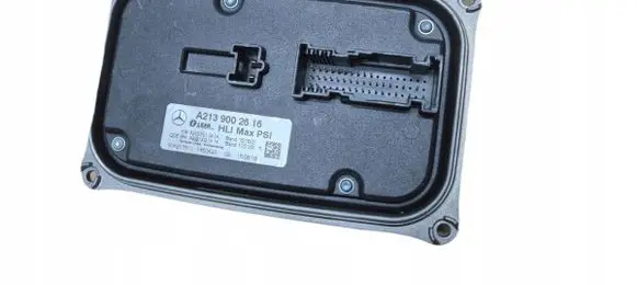 Mercedes-Benz C AMG W205 Voltage converter/converter module 