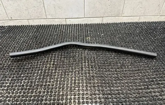 BMW 3 E90 E91 Engine compartment rubber 