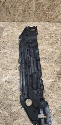 BMW 5 E60 E61 Top upper radiator support slam panel 7033741