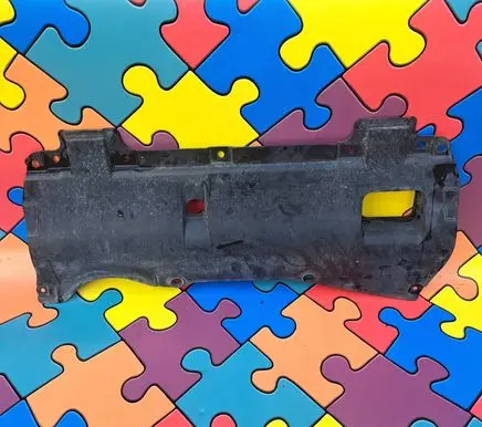 Honda CR-V Engine splash shield/under tray 74113TNYG000