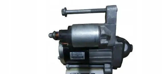 Nissan Micra Starter motor 233006442R