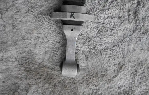 Hyundai Kona I Engine mount bracket 21812J9100