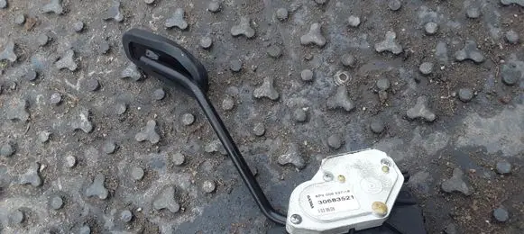Volvo XC90 Accelerator throttle pedal 30683521