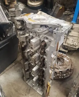 Mercedes-Benz Sprinter W906 Engine head A6460101420 231107