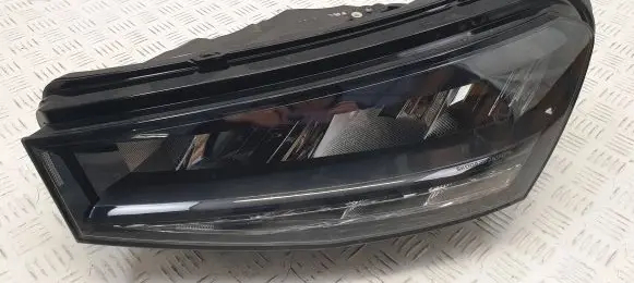 Skoda Fabia Mk4 (6VA) Headlight/headlamp