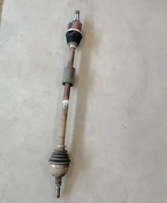Ford Puma Front driveshaft