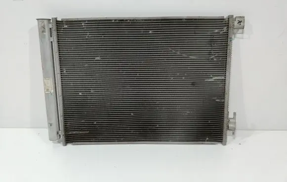 Renault Clio V Coolant radiator 921002815R