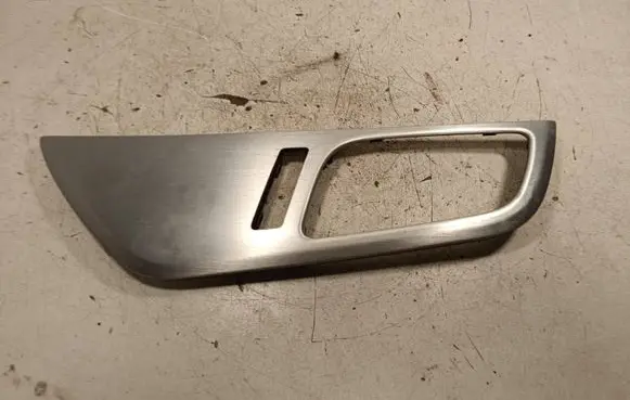 Mercedes-Benz SLK R172 Front door handle cover A7267Q04 36144352