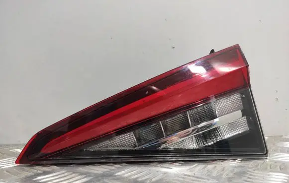 Skoda Kodiaq Tailgate rear/tail lights 565945308B L90117261