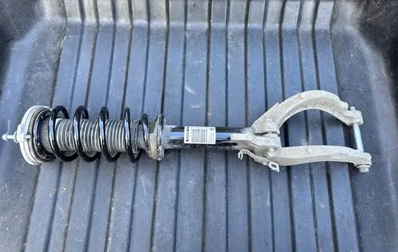 Volvo V60 Front shock absorber/damper 31658474 31476664 31476122