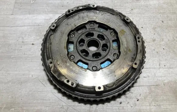 Renault Megane IV Dual mass flywheel 123100461R