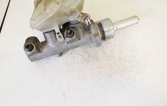 Peugeot 307 Master brake cylinder y21279