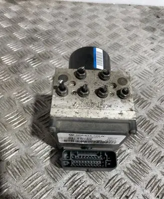 Volkswagen PASSAT B6 ABS Pump 3C0614109N 16705904 16705704F