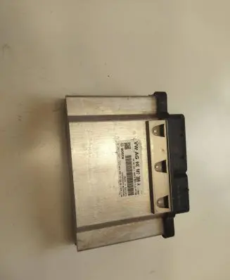 Volkswagen Golf VII Engine control unit/module 04E907309A 0261S07726 1329S53220