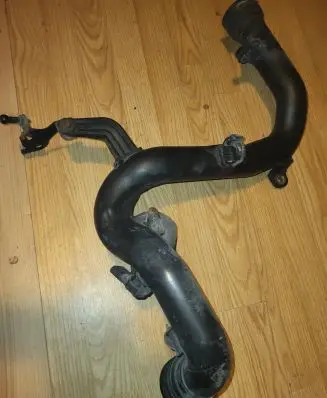Audi A3 S3 8P Intercooler hose/pipe 1K0145770B 1K0145762F