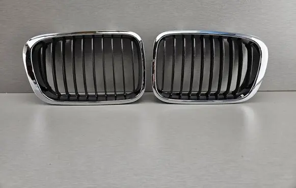 BMW 3 E46 Front bumper upper radiator grill 8208487 8208488 51138208487