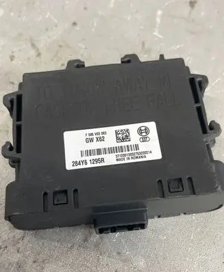 Renault Master III Immobilizer control unit/module 284Y61295R