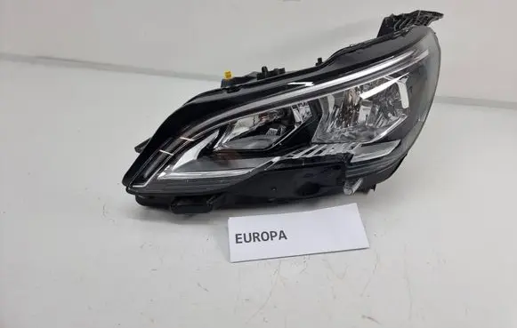 Peugeot 3008 II Headlight/headlamp 90094692