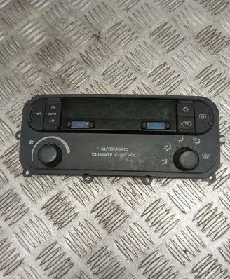 Chrysler Voyager Climate control unit P05005060AC