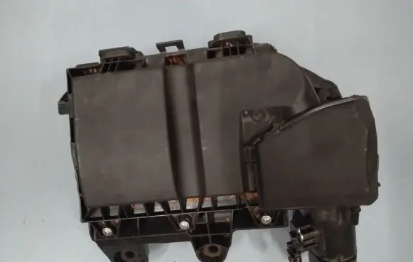 Citroen DS3 Air filter box 9828002080