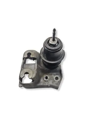 Subaru Outback (BS) Engine mount bracket 1005151107