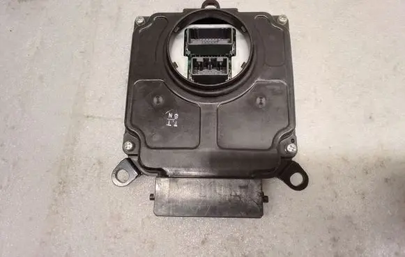 Lexus RX 450H LED ballast control module 8990748030 1437000051