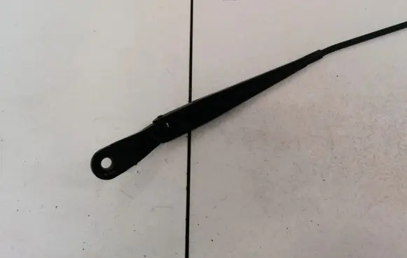 Citroen Berlingo Front wiper blade arm 9682974780