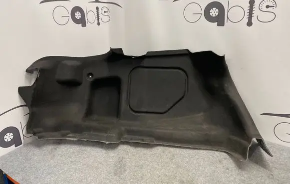 Chevrolet Camaro Trunk/boot lower side trim panel 84290239 078701744