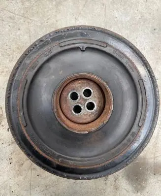 BMW 5 F10 F11 Crankshaft pulley 8515002 10259992