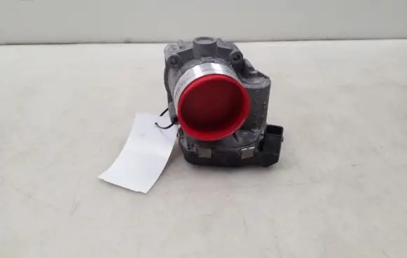 BMW 5 F10 F11 Throttle valve 7555944
