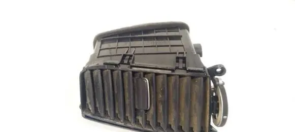 Hyundai Santa Fe Dash center air vent grill 974202B000 97420-2B000