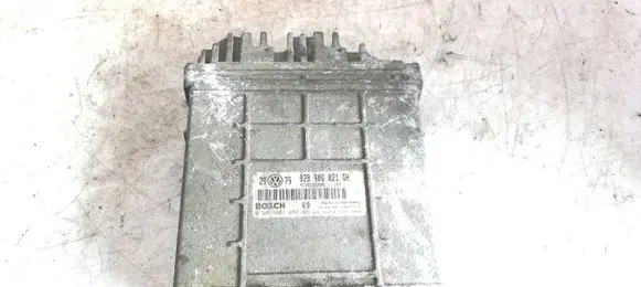 Volkswagen Golf III Engine control unit/module 028906021GH 28SA3355 0281001652