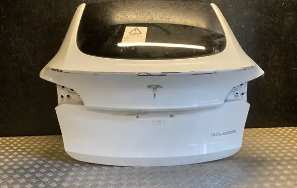 Tesla Model Y Tailgate/trunk/boot lid