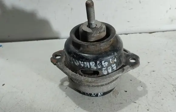 Volkswagen Touareg I Engine mount vacuum valve 